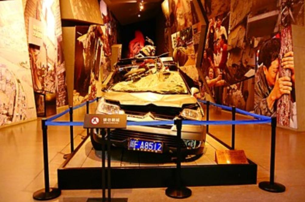 汶川地震幸存的一辆“神车”:被纪念馆收藏,只因车牌太特殊-图4