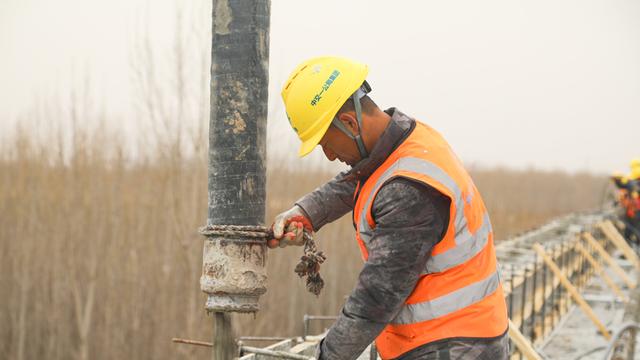 河北永定河特大桥主体结构全部完成-图1