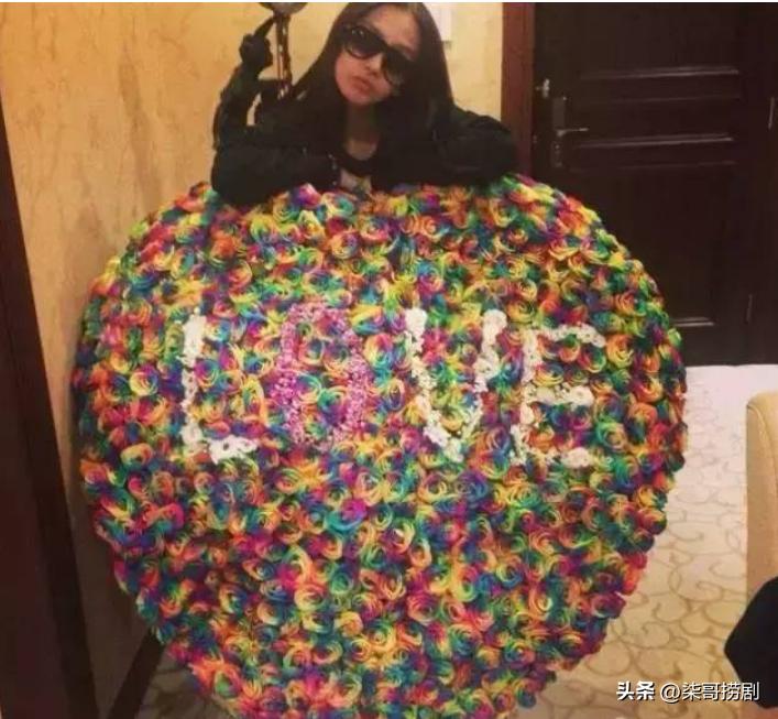 Angelababy34岁生日宴，暴露了娱乐圈“人走茶凉”的真面目！-图3