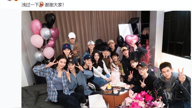 Angelababy34岁生日宴，暴露了娱乐圈“人走茶凉”的真面目！-图1